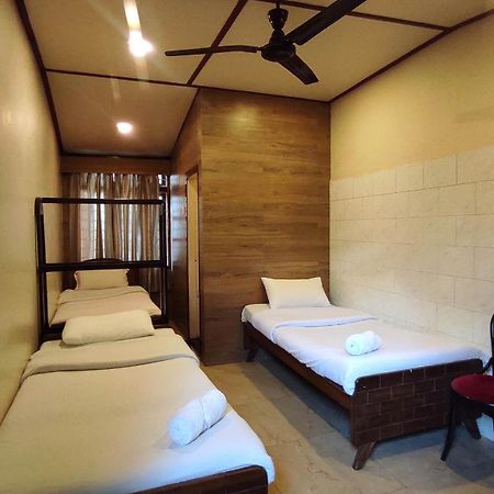 Baba Tourist Lodge Shillong Ngoại thất bức ảnh