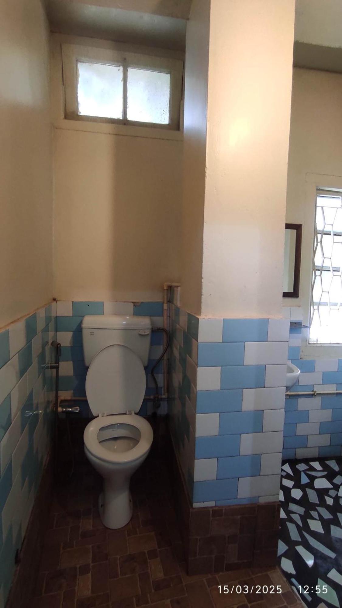 Baba Tourist Lodge Shillong Ngoại thất bức ảnh